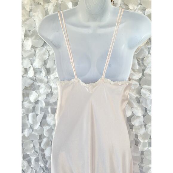 Oleg Cassini Small Long Pink Satin Gown Dress Lace Bridal Elegant Wide Sweep - Picture 9 of 12